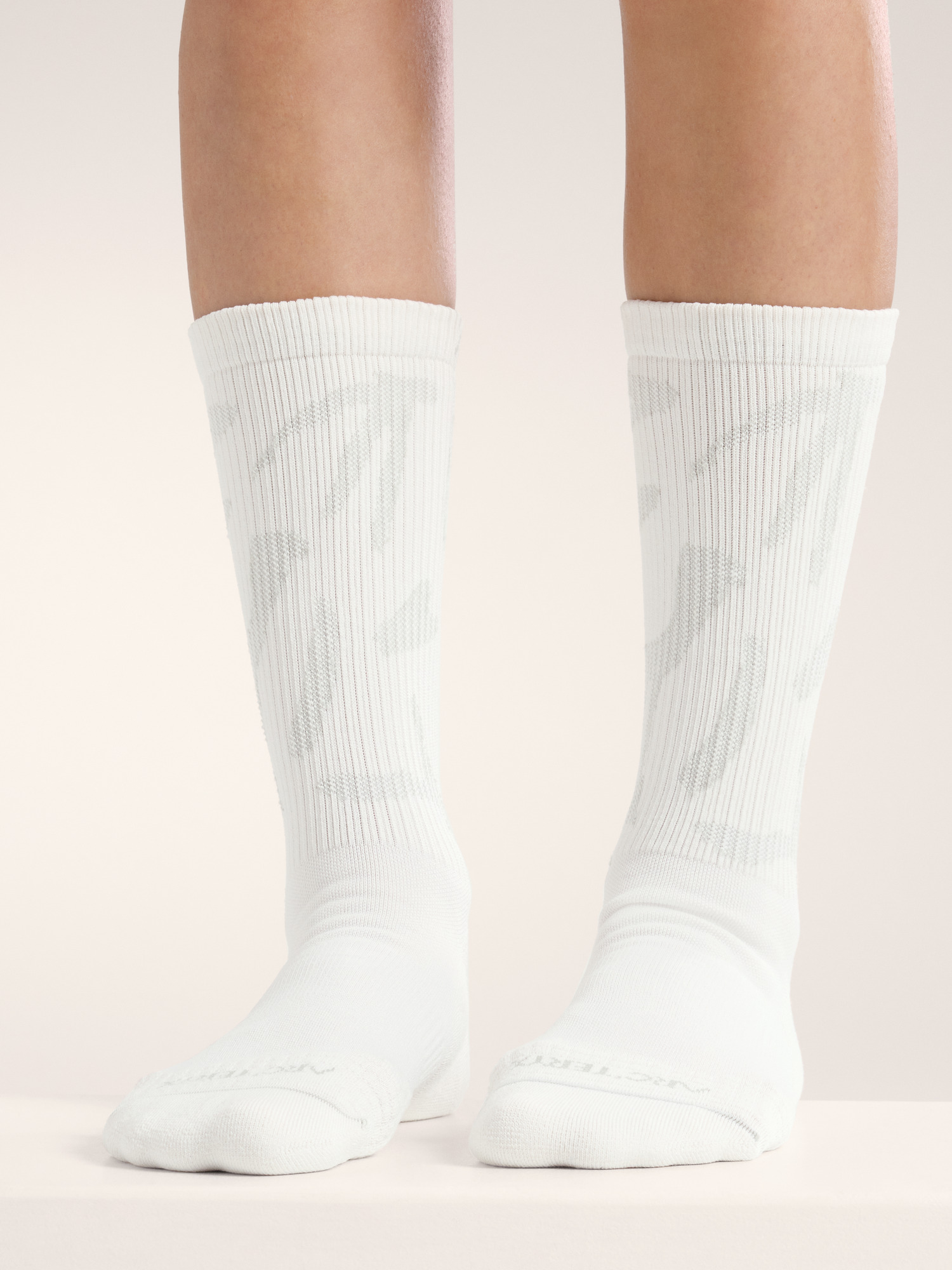 신더틱 미드 그로토 삭스