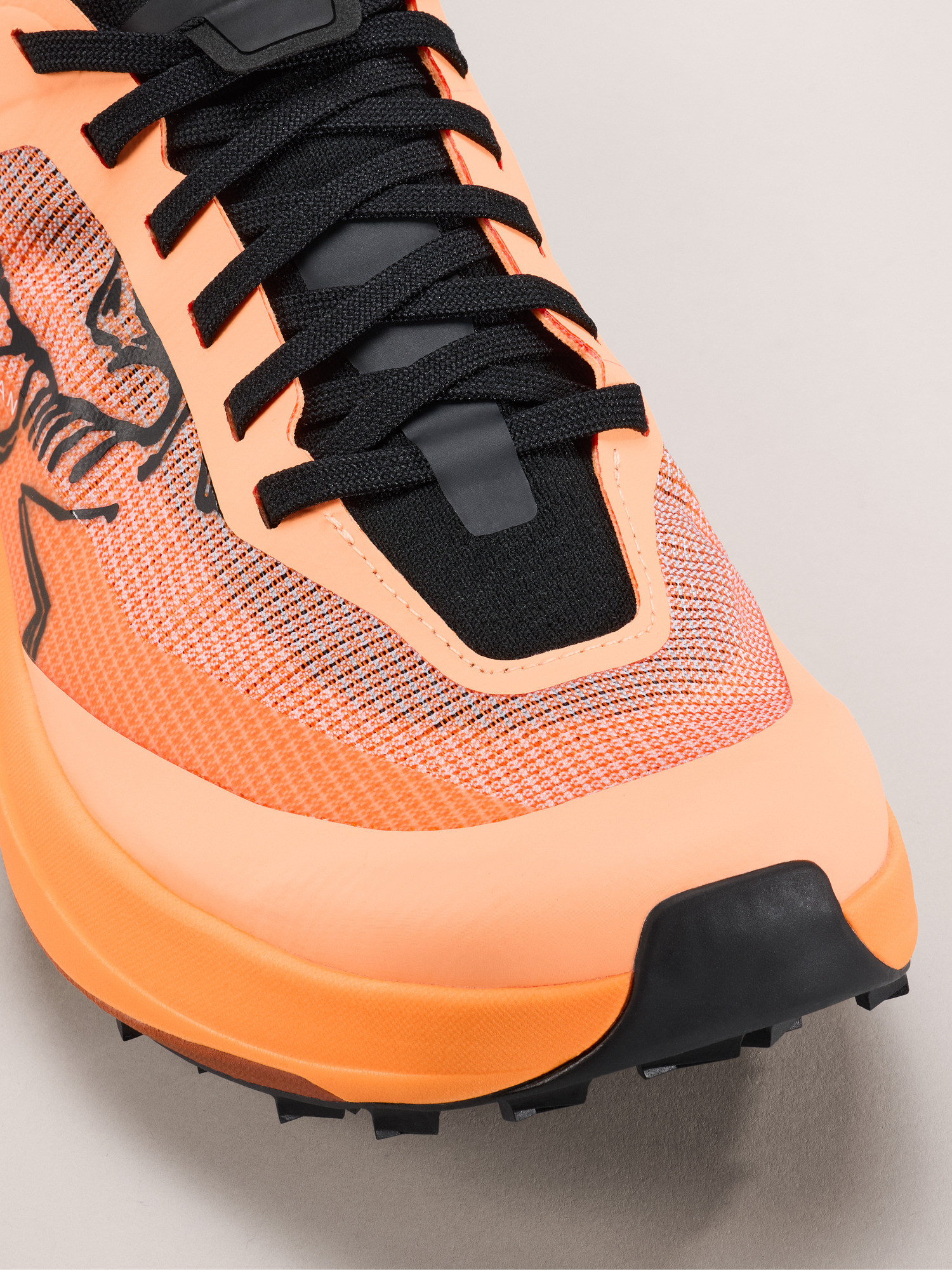 Product Image https://product.arcteryx.co.kr/images/products/685074/S25_X000010077_details_Sylan_Pro_Shoe_Luminary_Luminary_Hover.jpg