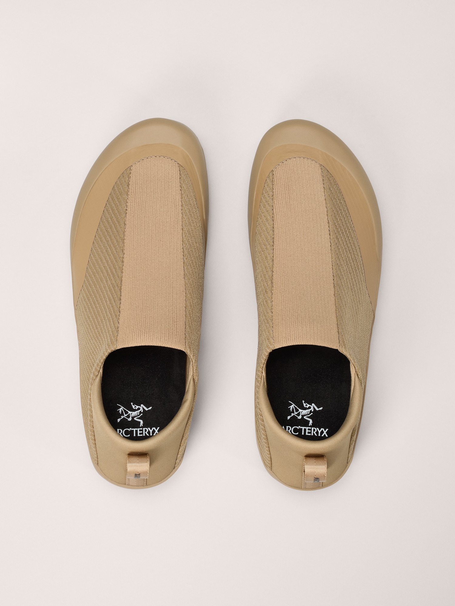 Product Image https://product.arcteryx.co.kr/images/products/685687/F25_X000010110_details_Kragg_Shoe_Canvas_Canvas_Pair.jpg