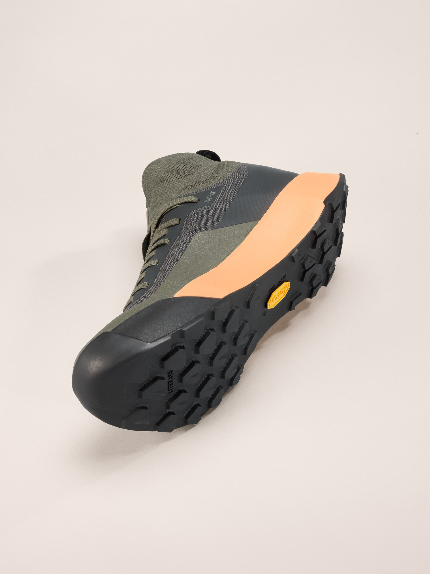 Product Image https://product.arcteryx.co.kr/images/products/685888/F25_X000009619_details_Vertex_Speed_Shoe_Forage_Luminary_Women_s_Side.jpg