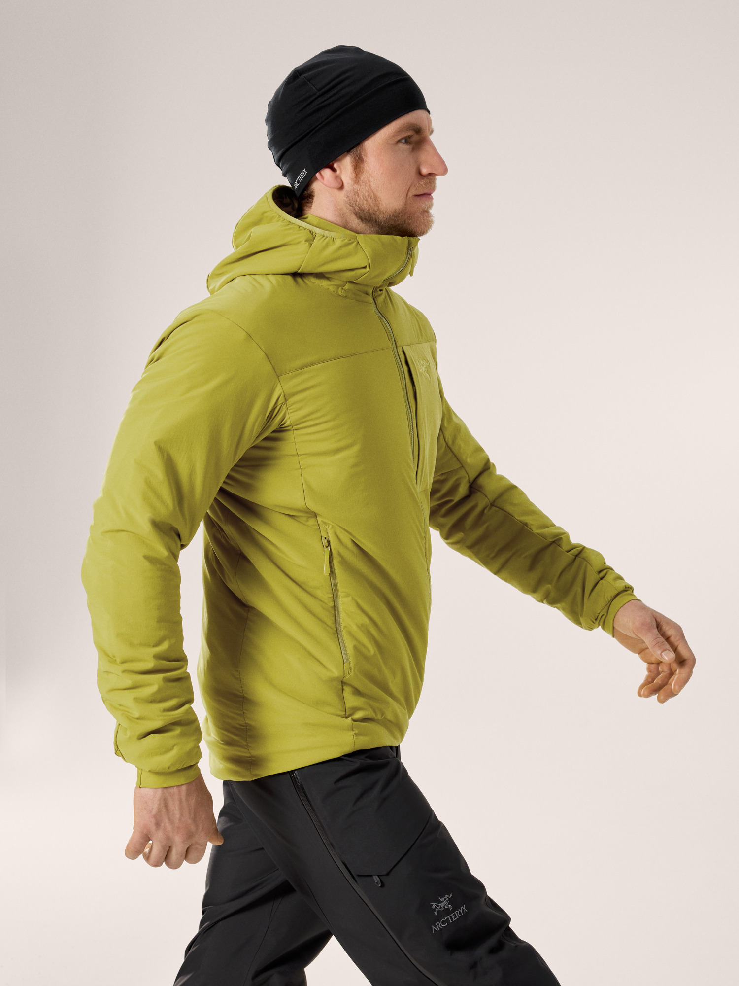 Product Image https://product.arcteryx.co.kr/images/products/685904/F25_X000008436_details_Proton_Hoody_Olive_Moss_Side_View.jpg