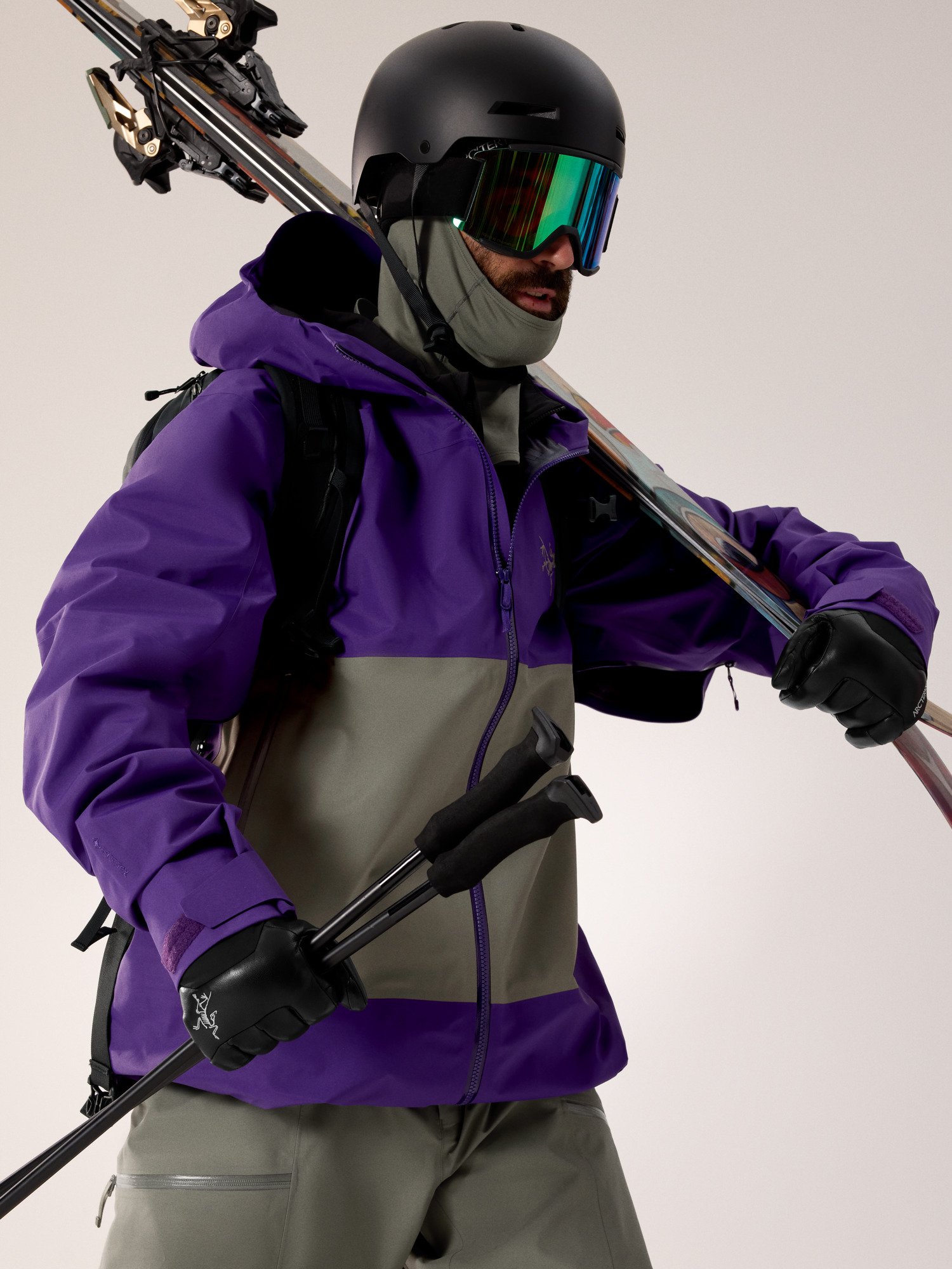 Product Image https://product.arcteryx.co.kr/images/products/685952/F25_X000010536_details_Sabre_Jacket_Azalea_Forage_Hover.jpg