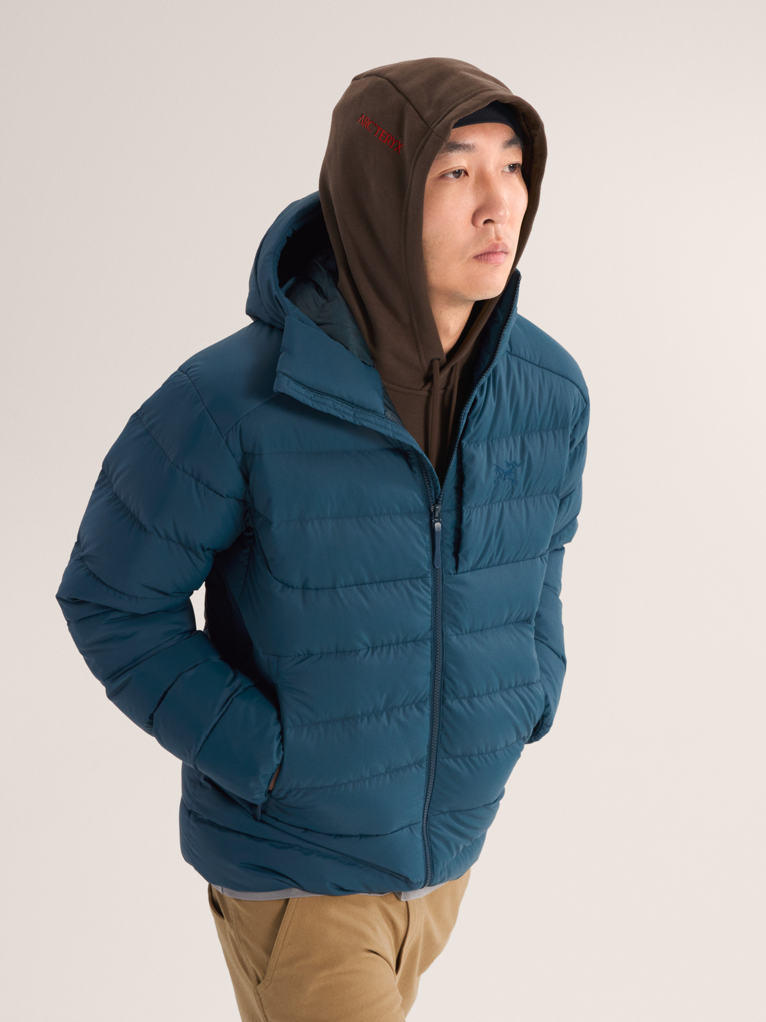 Product Image https://product.arcteryx.co.kr/images/products/685954/F25_X000010543_details_Thorium_Hoody_Nightscape_Hover.jpg