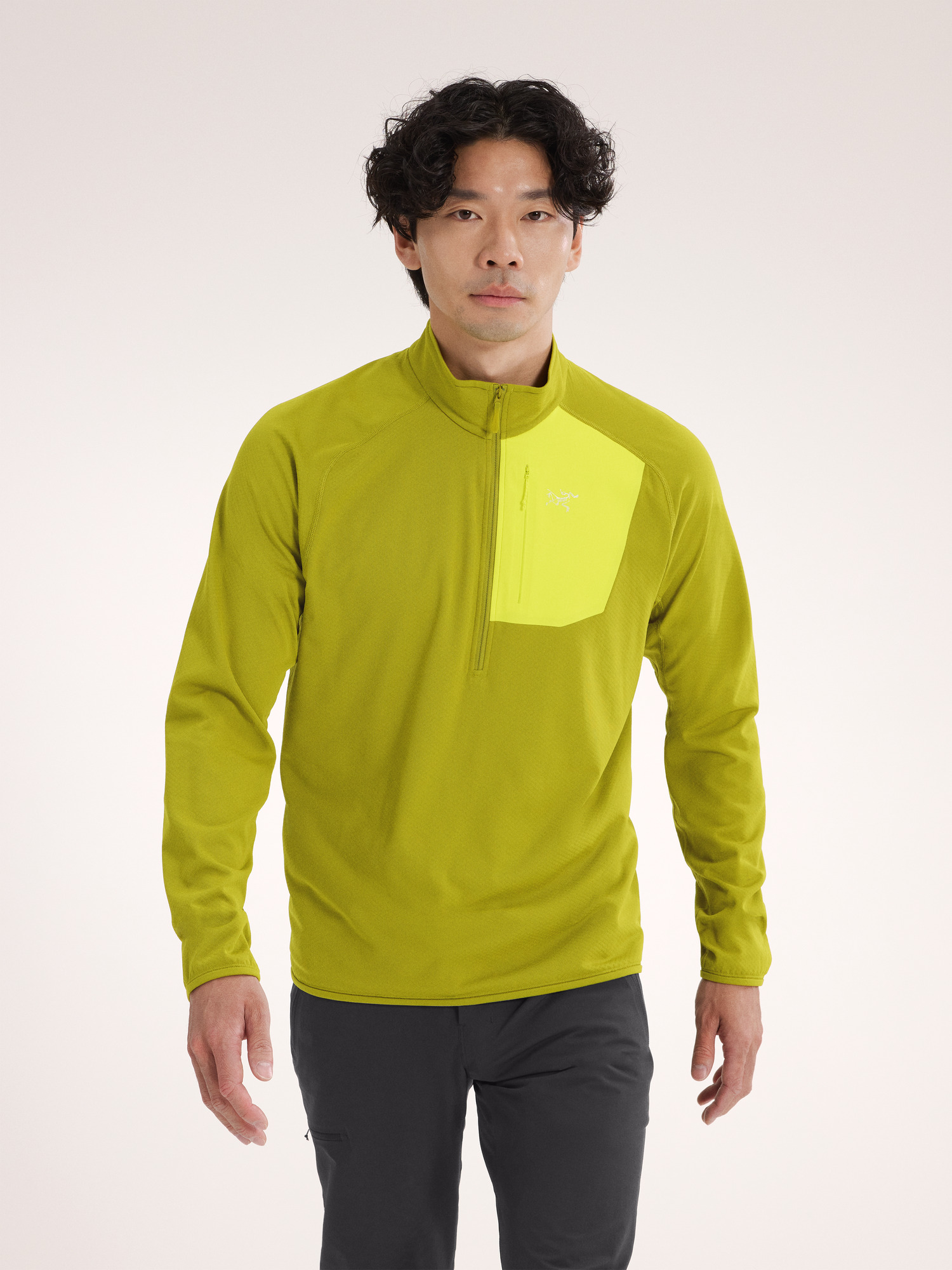 델타 1/2 짚 넥 남성