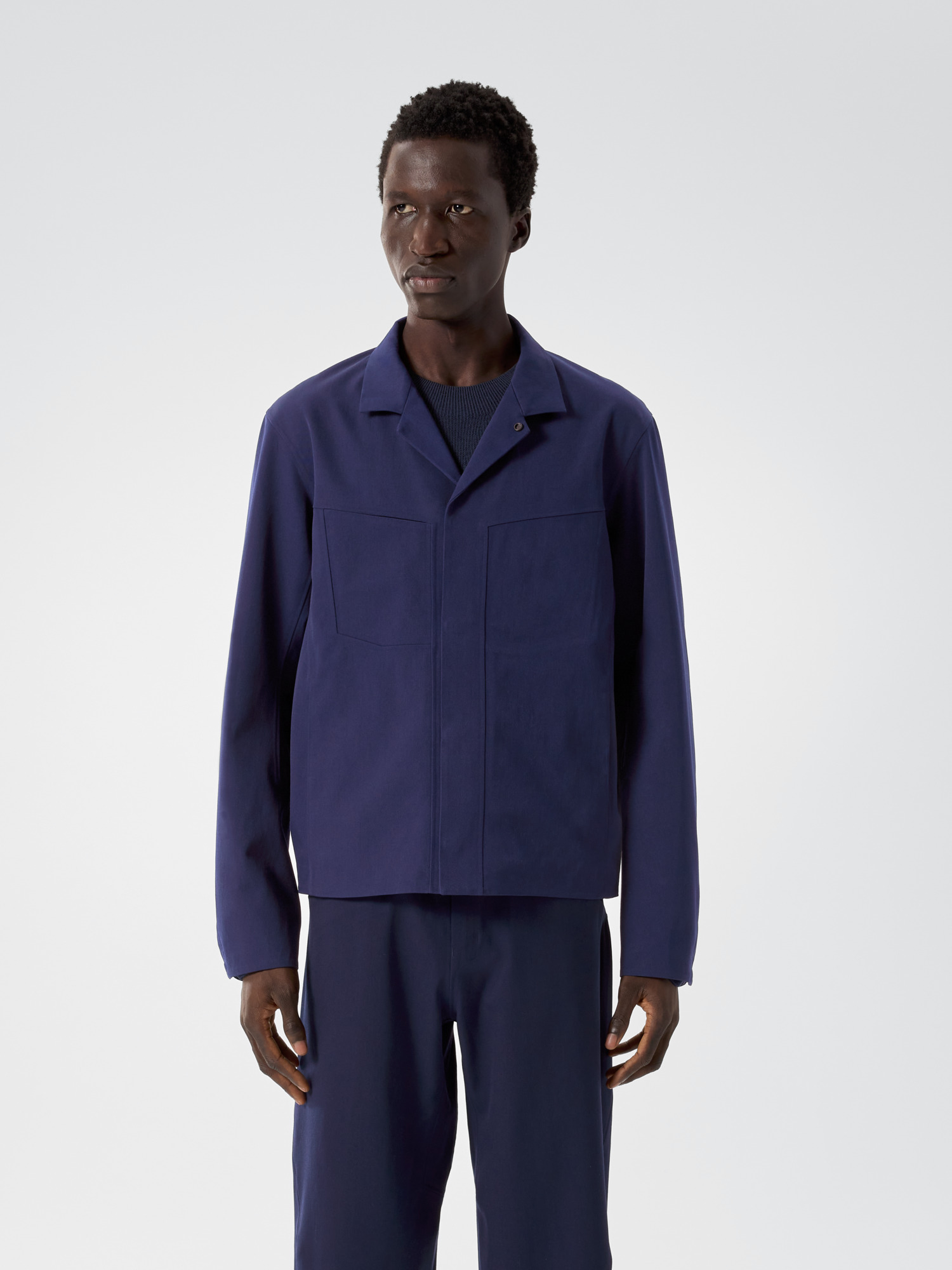 Product Image https://product.arcteryx.co.kr/images/products/686136/F25_X000009959_details_Voronoi_Wool_Jacket_Passport_Front_View.jpg