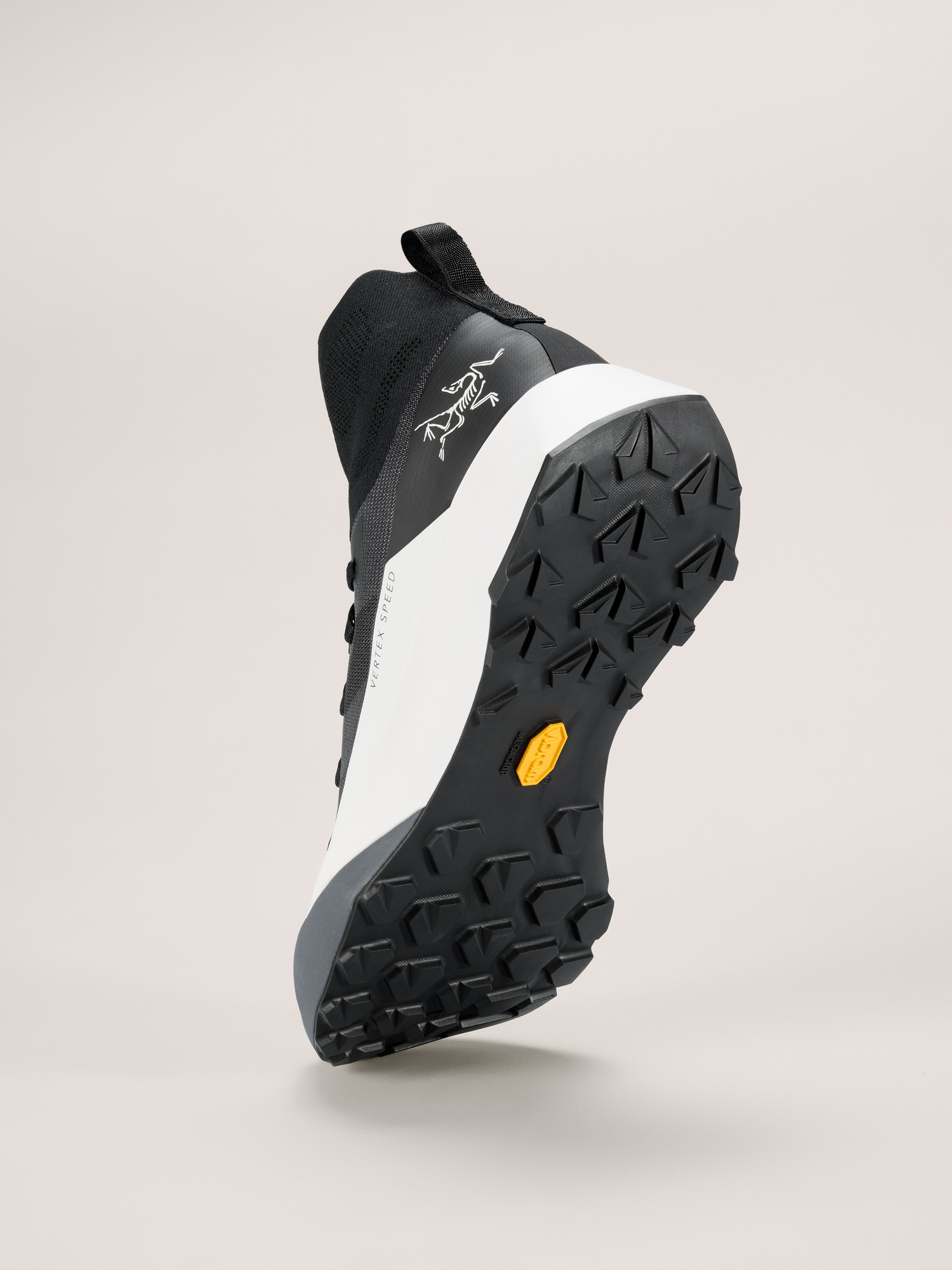 Product Image https://product.arcteryx.co.kr/images/products/686207/S26_X000009613_details_Vertex_Speed_Shoe_Black_Atmos_Sole.jpg