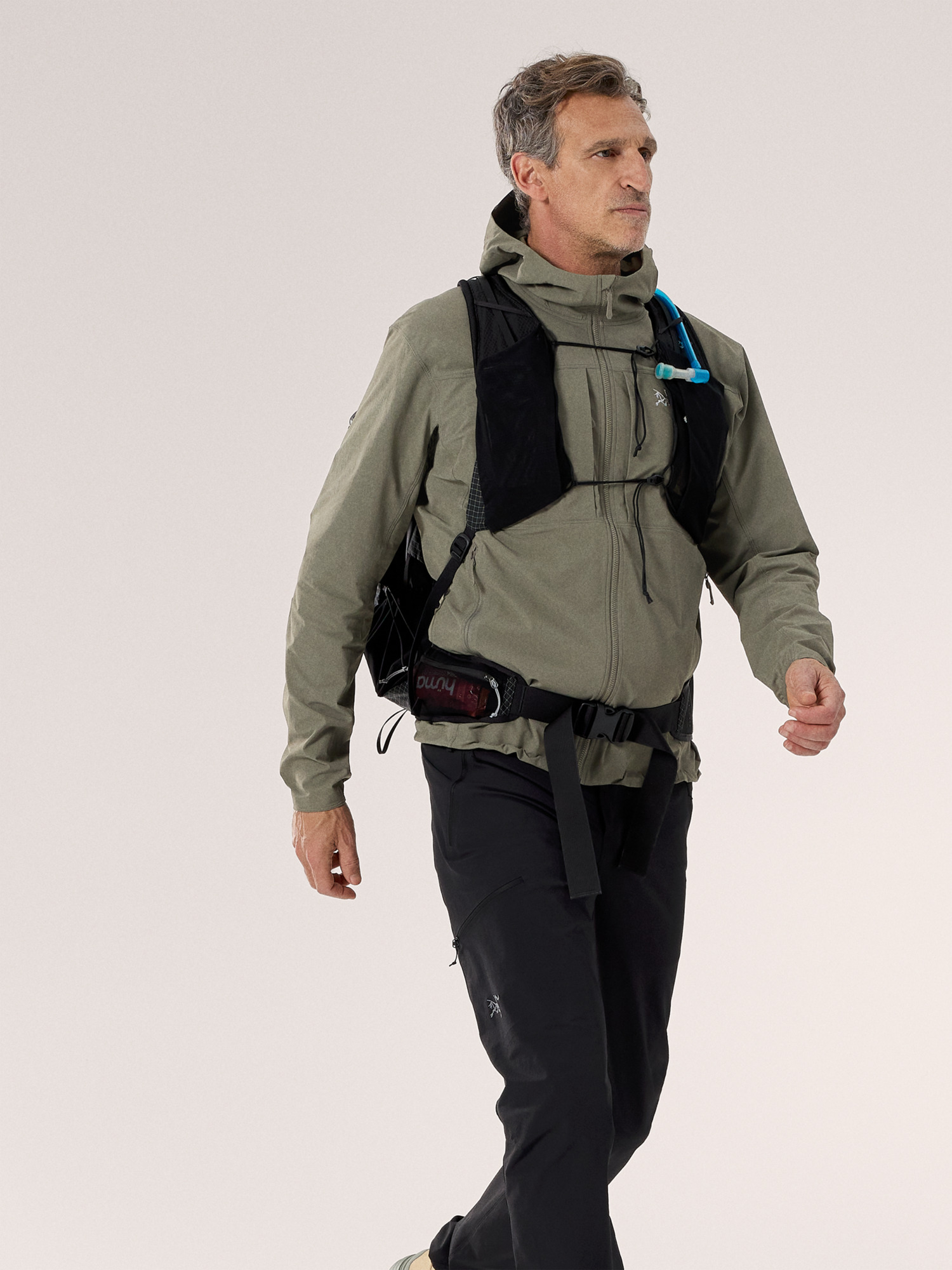 Product Image https://product.arcteryx.co.kr/images/products/686253/S26_X000009905_details_Gamma_Hoody_Forage_Full_Body.jpg
