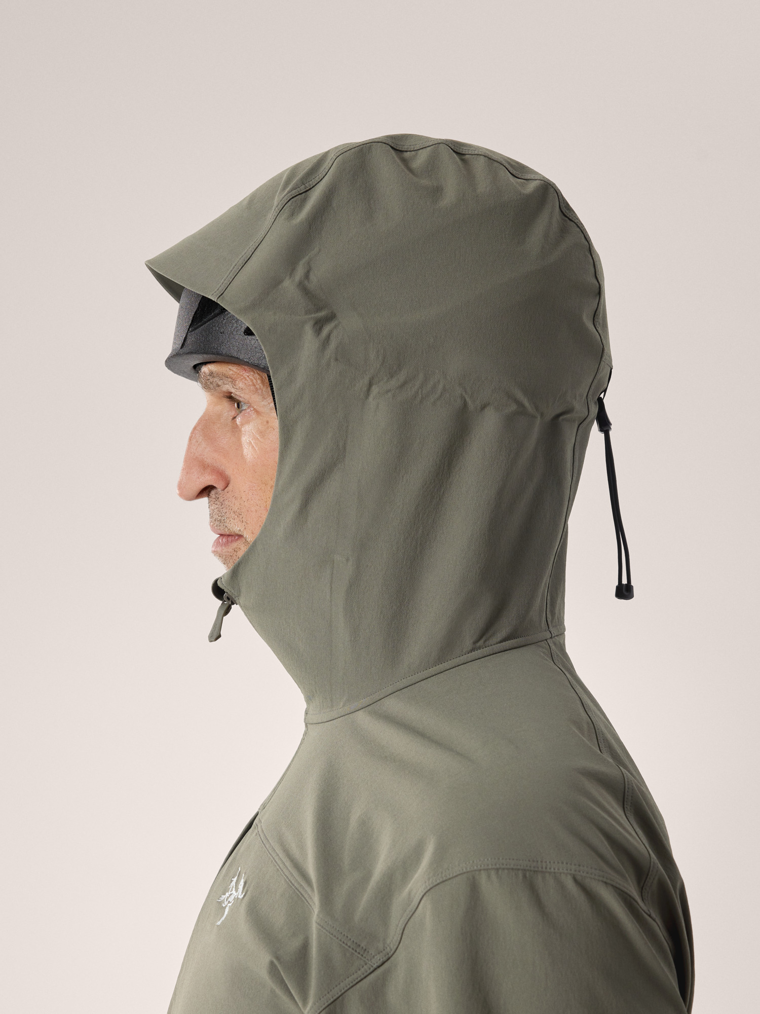 Product Image https://product.arcteryx.co.kr/images/products/686253/S26_X000009905_details_Gamma_Hoody_Forage_Hood.jpg