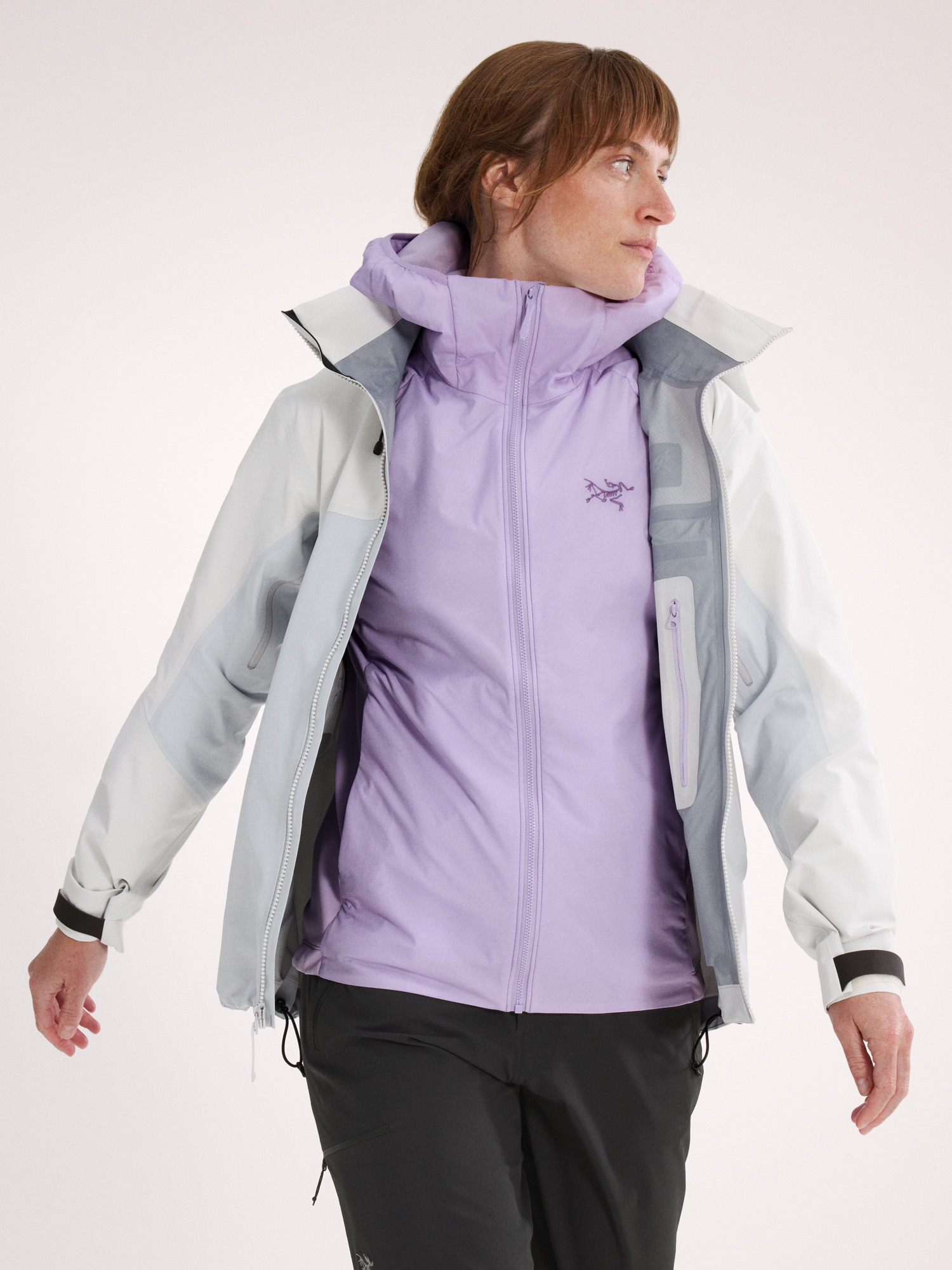 Product Image https://product.arcteryx.co.kr/images/products/686276/S26_X000009452_details_Atom_Hoody_Mallow_Women_s_Hover.jpg