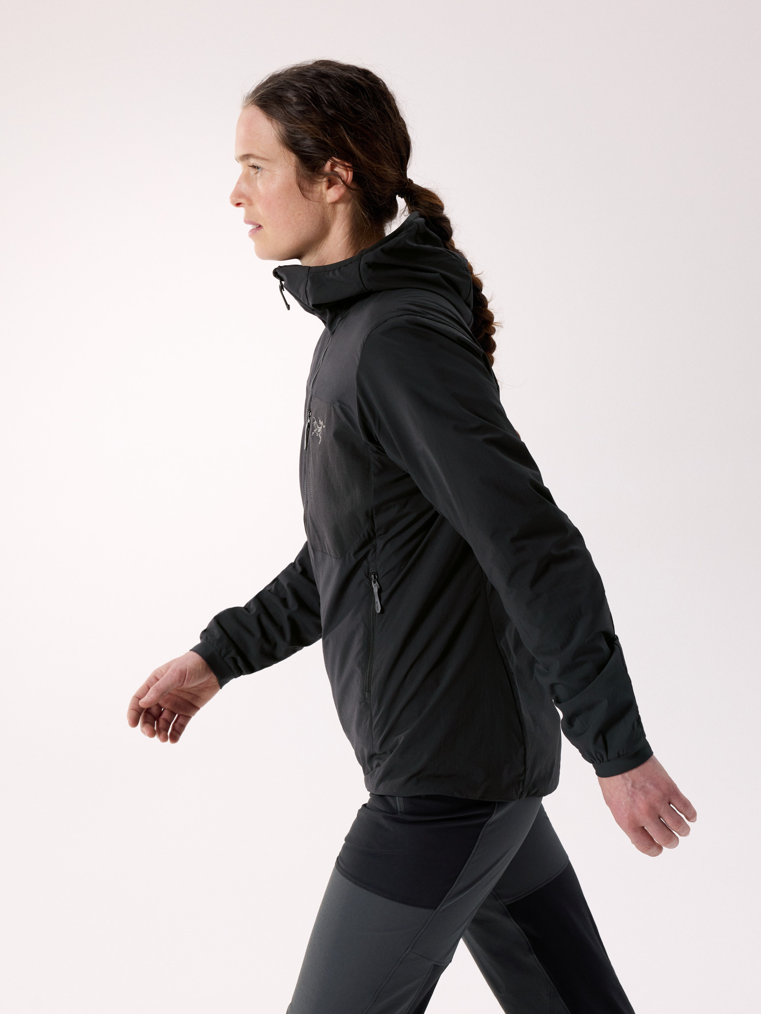 Product Image https://product.arcteryx.co.kr/images/products/686280/S26_X000009508_details_Proton_SL_Hoody_Black_Women_s_Side_View.jpg