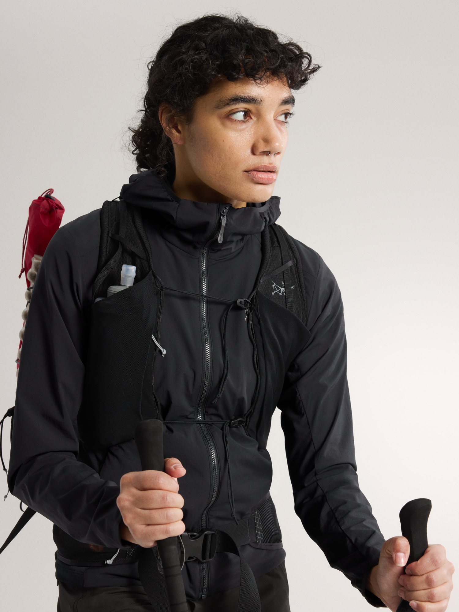 Product Image https://product.arcteryx.co.kr/images/products/686282/S26_X000009511_details_Atom_SL_Hoody_Black_Women_s_Hover.jpg