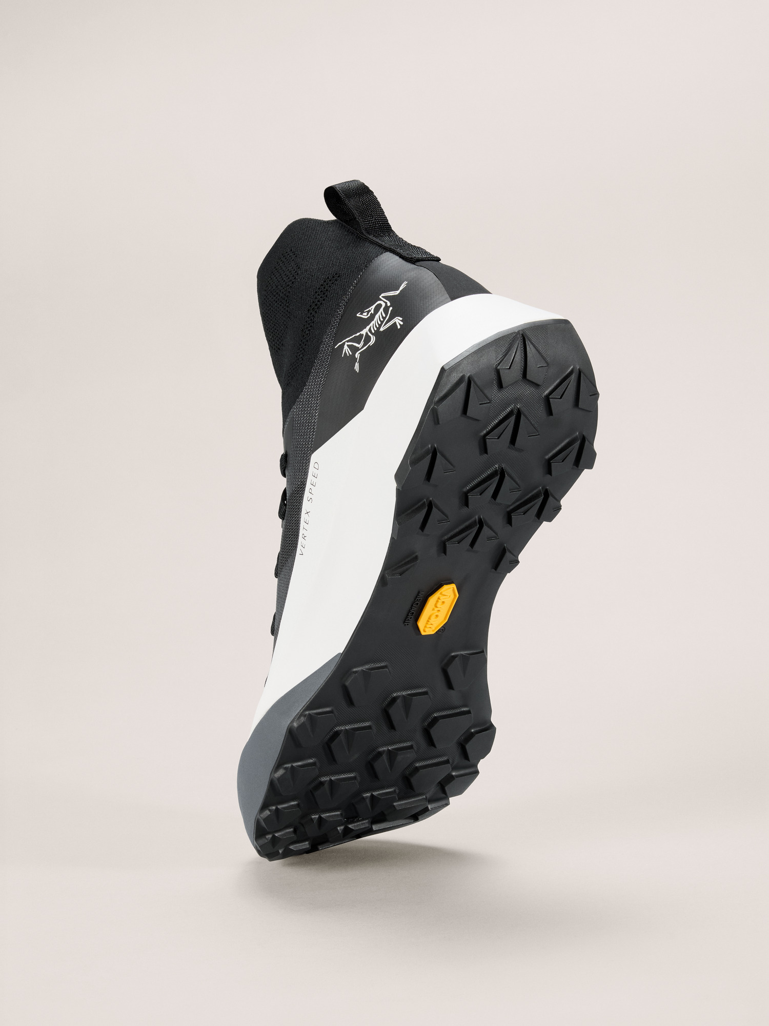 Product Image https://product.arcteryx.co.kr/images/products/686442/S26_X000009619_details_Vertex_Speed_Shoe_Black_Atmos_Women_s_Sole.jpg