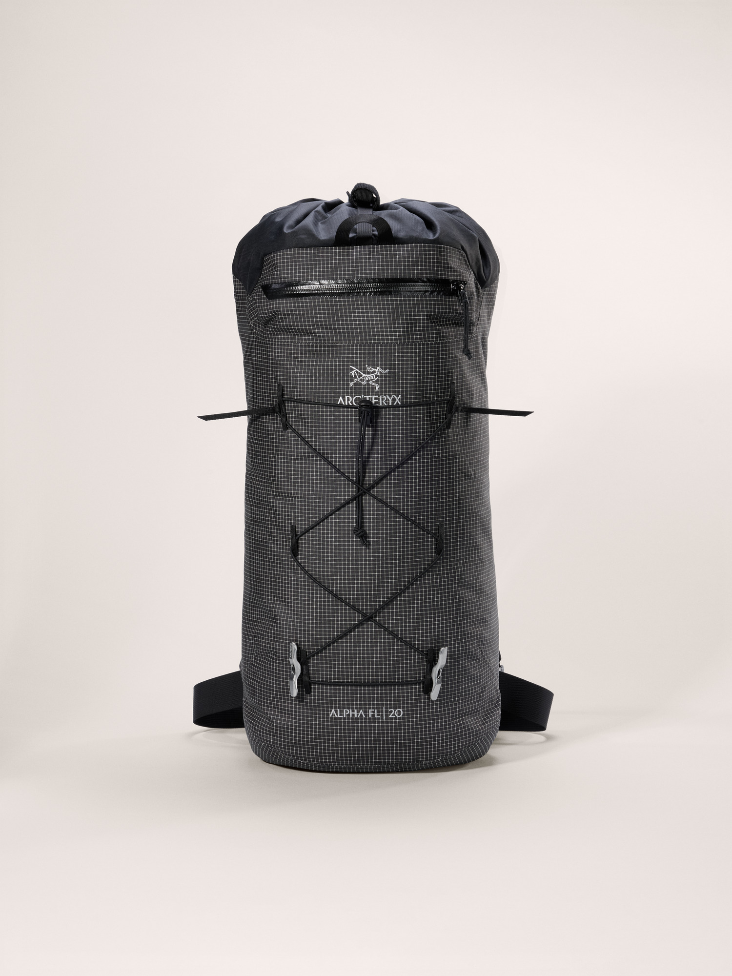 Product Image https://product.arcteryx.co.kr/images/products/686520/S26_X000010348_details_Alpha_FL_20_Backpack_Black_Front.jpg