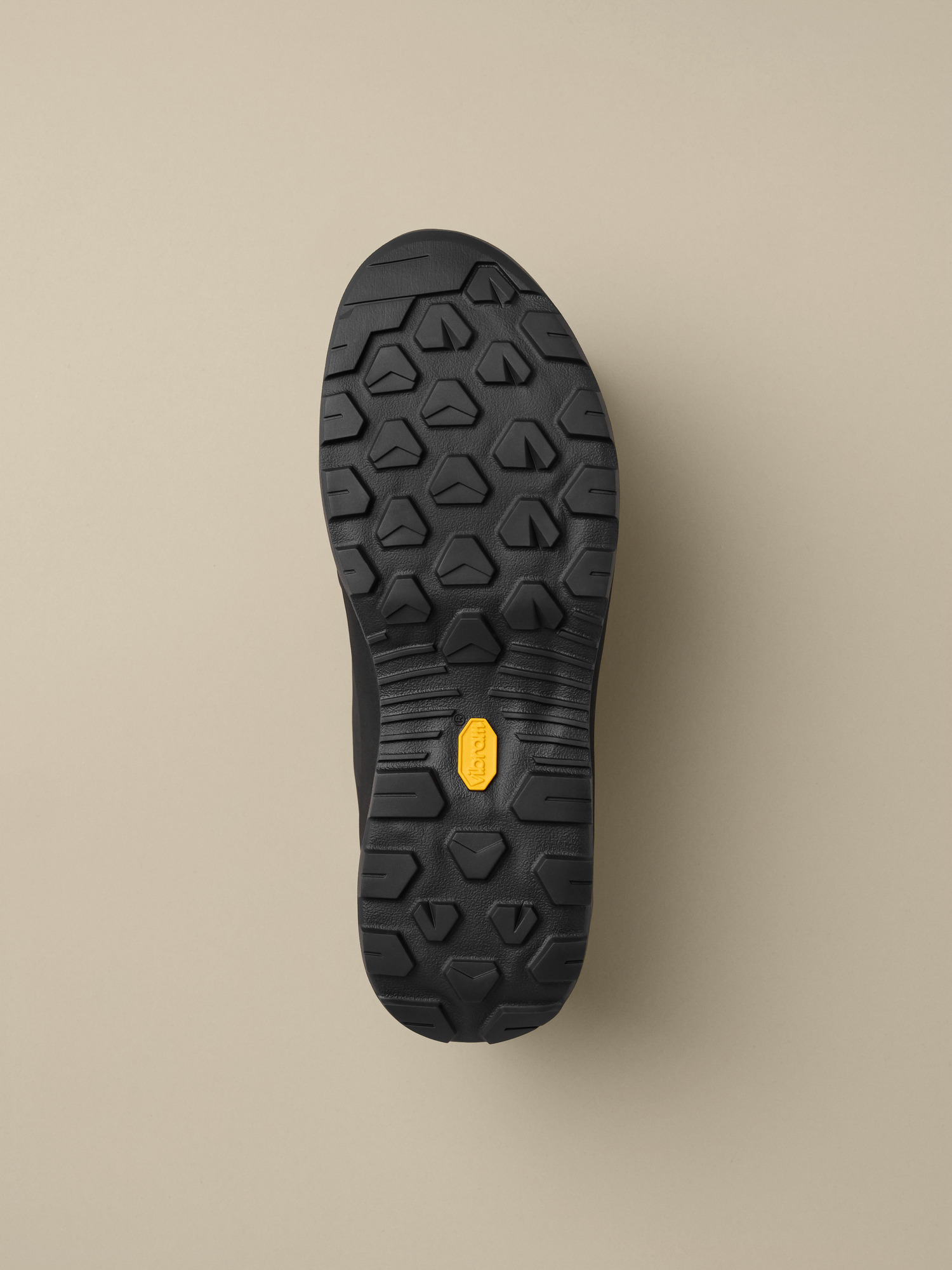 Product Image https://product.arcteryx.co.kr/images/products/686682/F26_X000009970_details_Konseal_Shoe_Black_Black_Women_s_Sole.jpg
