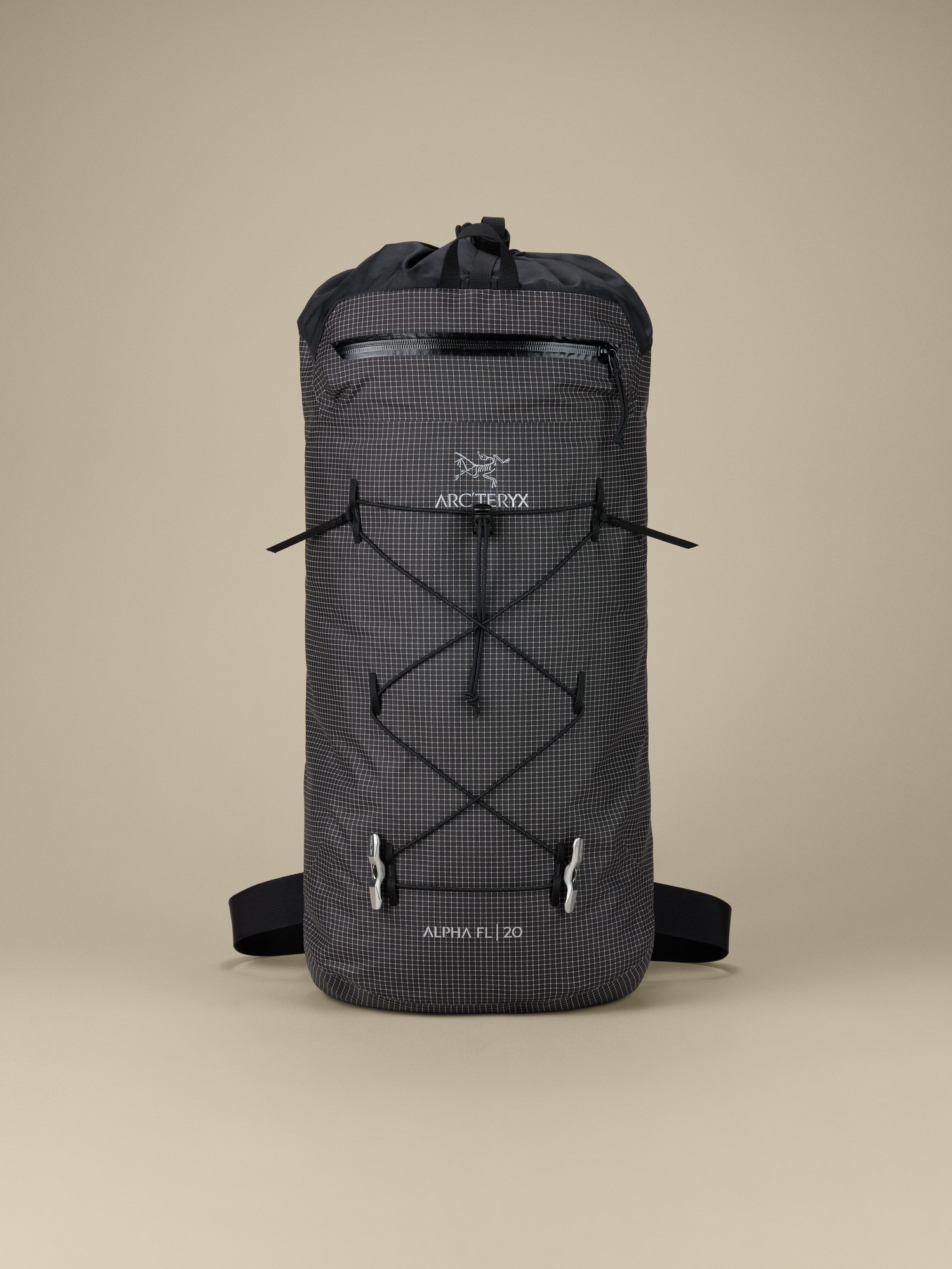 Product Image https://product.arcteryx.co.kr/images/products/686690/F26_X000010348_details_Alpha_FL_20_Backpack_Black_Front.jpg