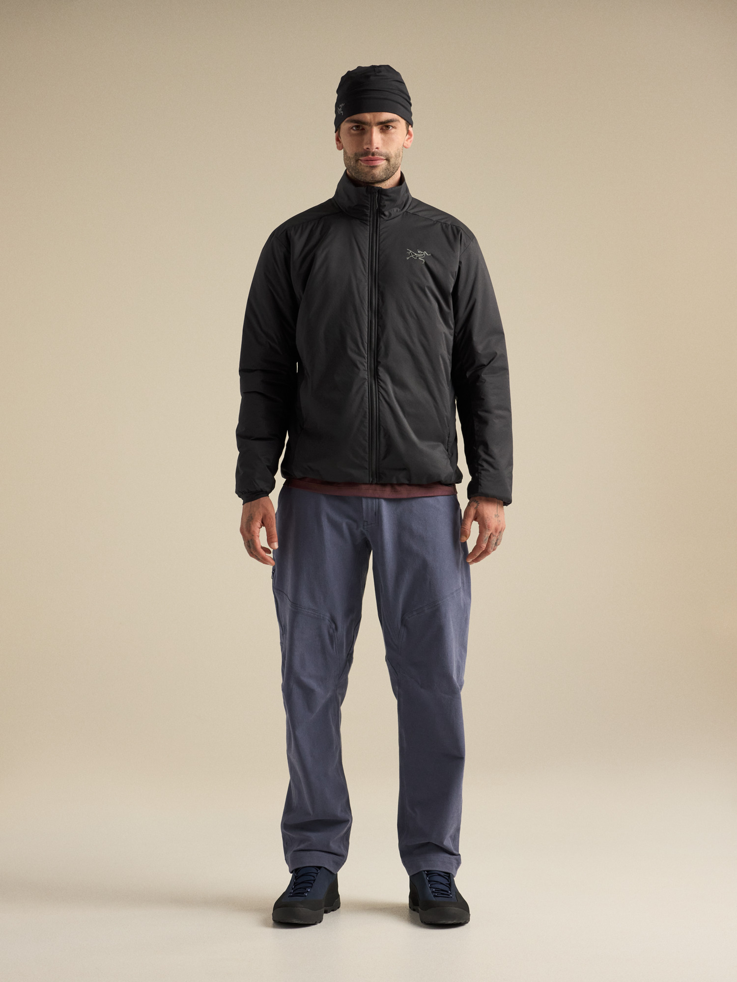 Product Image https://product.arcteryx.co.kr/images/products/686753/F26_X000009901_details_Atom_SV_Jacket_Black_Full_Body.jpg