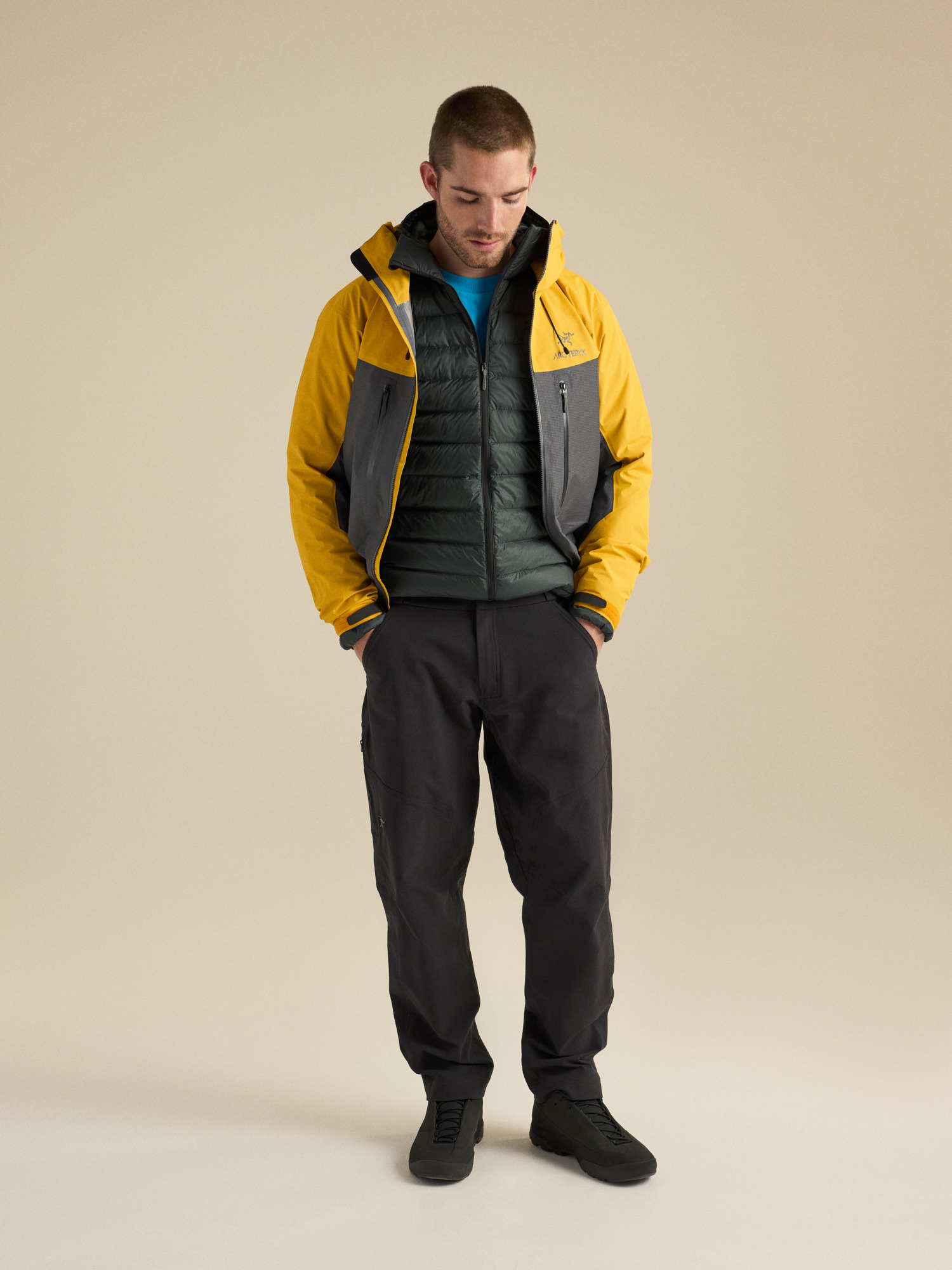Product Image https://product.arcteryx.co.kr/images/products/686764/F26_X000010521_details_Cerium_Hoody_Dark_Jade_Hover.jpg