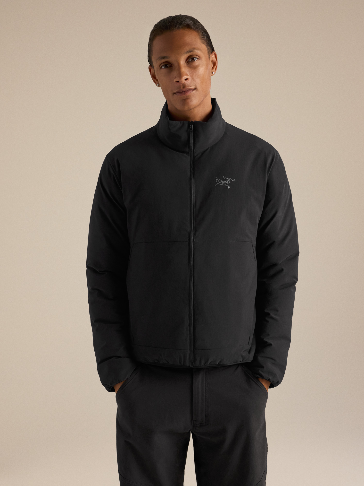 Product Image https://product.arcteryx.co.kr/images/products/686774/F26_X000010734_details_Kylan_Down_Jacket_Black_Front_View.jpg