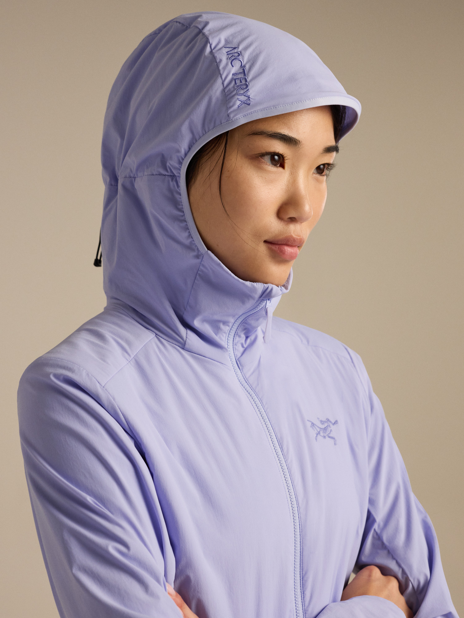 Product Image https://product.arcteryx.co.kr/images/products/686794/F26_X000009511_details_Atom_SL_Hoody_Kasumi_Women_s_Hood.jpg