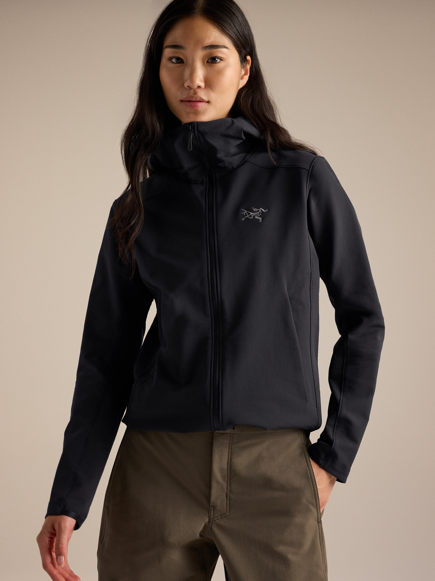 Product Image https://product.arcteryx.co.kr/images/products/686816/F26_X000010561_details_Gamma_Hoody_Black_Women_s_Hover.jpg