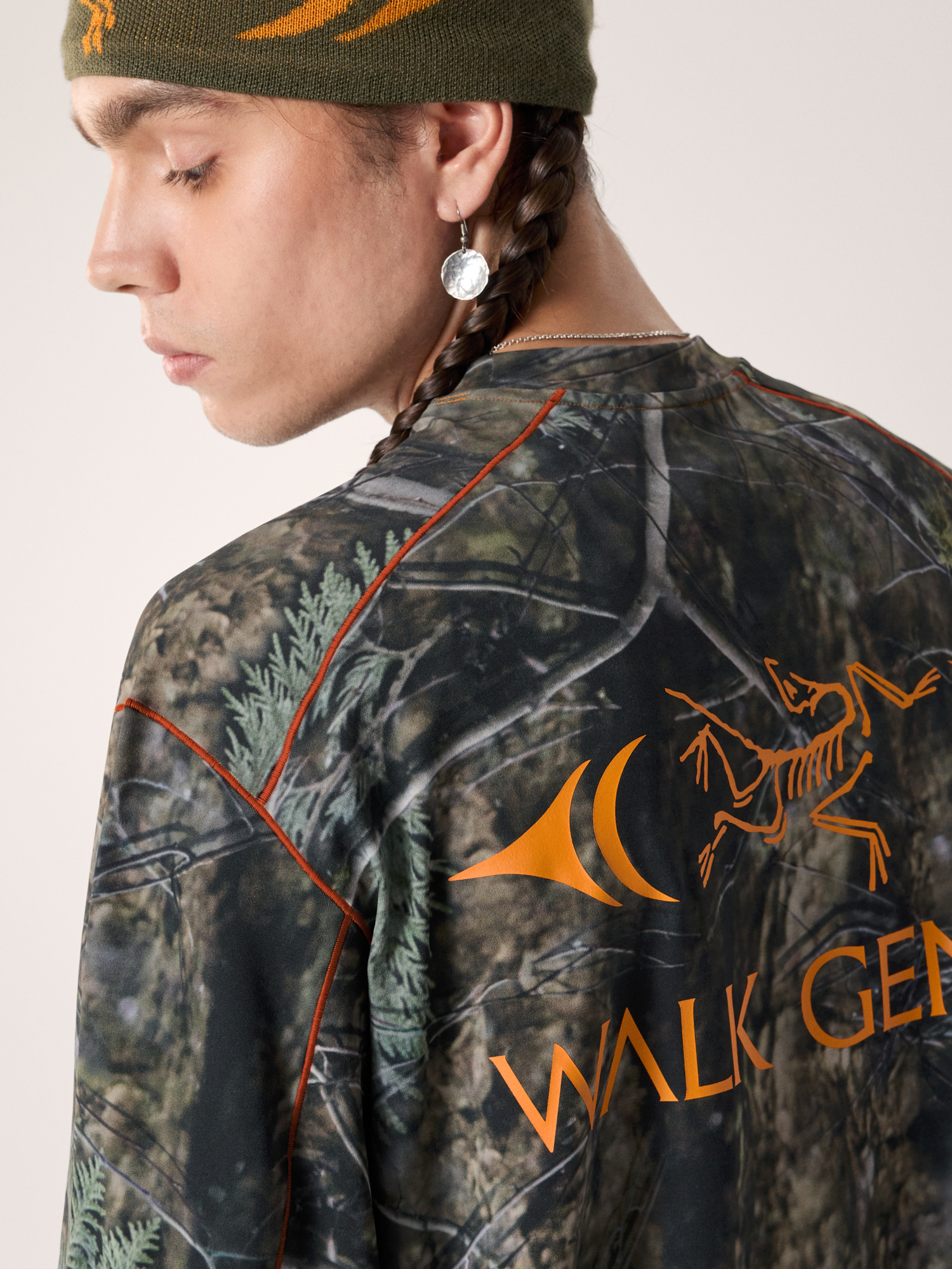 Product Image https://product.arcteryx.co.kr/images/products/687020/F26_X000010628_details_Real_Cedar_Shirt_LS_Walk_Gently_Real_Cedar_Hover.jpg
